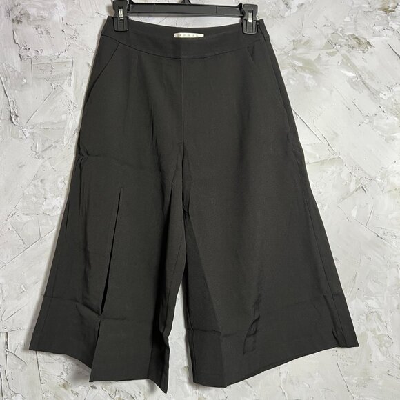 NEW ACHRO Culottes Front Slit Wide Leg Palazzo Pants SIZE S Black Cropped NWT - Picture 1 of 7